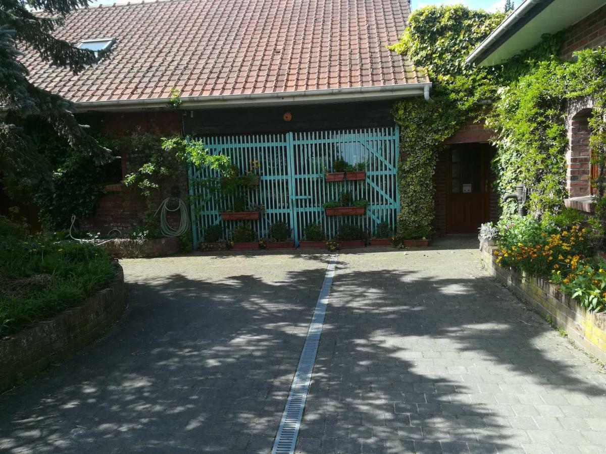 Pantgat Hof Bed & Breakfast Bollezeele Eksteriør bilde